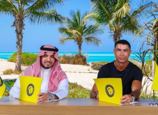 Crıstıano Ronaldo Al Nassr ile resmen imzaladı