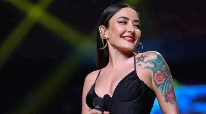 Melek Mosso kaza geçirdi