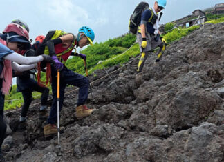 102 yaşındaki Japon dağcıdan Fuji Dağı’nda rekor