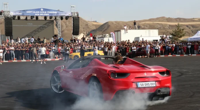 Sivas’ın Ferrarili Başkan’ı