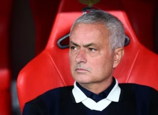 Fenerbahçe’de Mourinho ile yollar ayrıldı