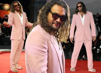 Jason Momoa Pembe terlikleri İle Venedik’e damga vurdu