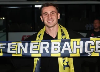 Kerem Aktürkoğlu 4 yıllık kontratı imzaladı. Artık resmen Fenerbahçe’de