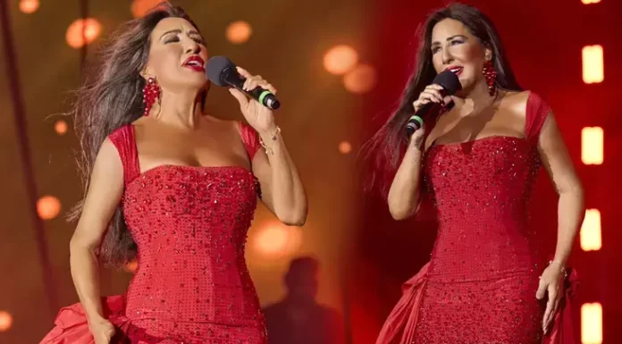 71 yaşındaki Nükhet Duru’nun küvetteki pozlarına beğeni yağdı