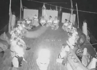 İsrail Gazze’ye gitmeye çalışan Sumud Filosu’na müdahale etti, onlarca aktivist gözaltında