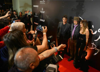 Johnny Depp yeni filmiyle yönetmenliğe döndü