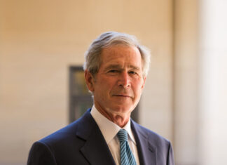 Bush Hakkında Uzaylı Teması İddiası Gündemde