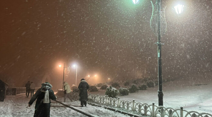 İstanbul’da beklenen kar yağışı gece başladı