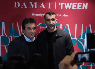 Damat Tween yeni yıl için davet düzenledi