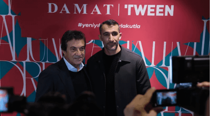 Damat Tween yeni yıl için davet düzenledi