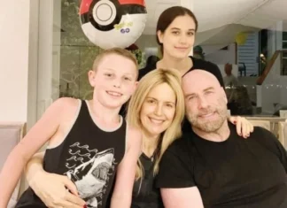 John Travolta’nın oğlu soy bağıyla gündemde