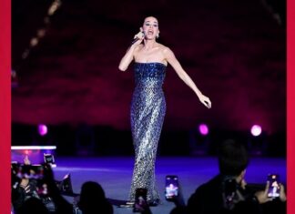 Katy Perry Giza Piramitleri’nde sahne aldı