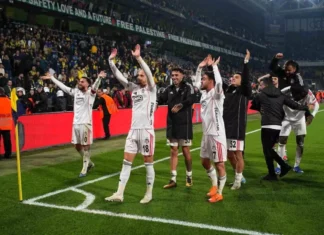 Beşiktaş dev derbide Fenerbahçe’yi devirdi