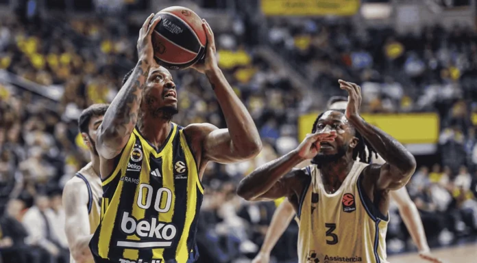 Fenerbahçe Beko, Barça’yı 72-71 mağlup etti