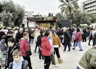 Kuşadası’nda yılbaşı etkinlikleri başladı