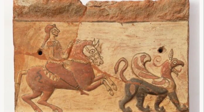 Kaçırılan tarihi eserler Türkiye’ye döndü