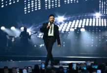 Tarkan İstanbul’u salladı
