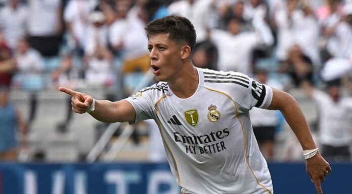 Derbiyi kazanan Real Madrid finalde Barcelona’nın rakibi oldu