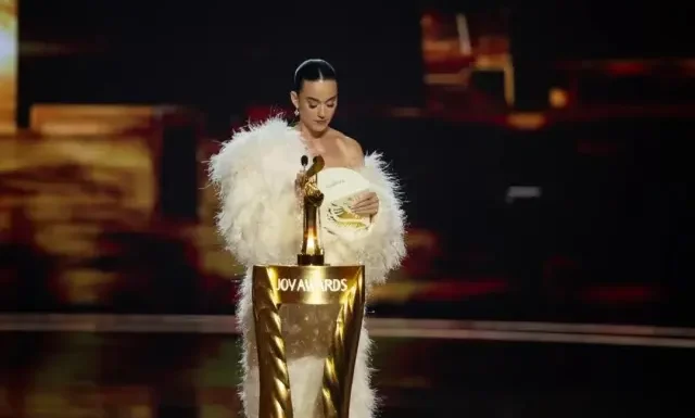 Riyad’da Joy Awards 2026’nın açılışını Katy Perry yaptı