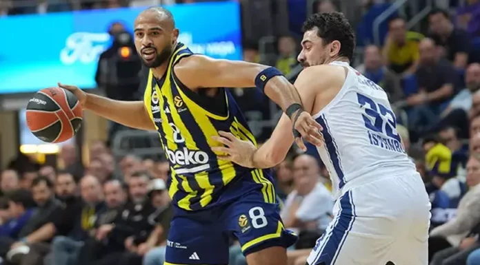 EuroLeague’de Fenerbahçe’den Anadolu Efes’e net galibiyet