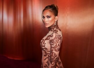 Jlo albümünün 25. Yılı