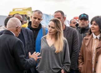 Angelina Jolie, Refah Sınır Kapısı’nı ziyaret etti