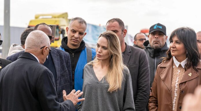 Angelina Jolie, Refah Sınır Kapısı’nı ziyaret etti
