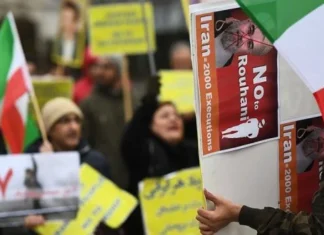 İran’da protestolar büyüyor: Binlerce kişi sokakta