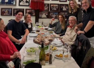 Rahmi Koç torunlarıyla balık keyfi yaptı