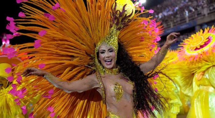 Rio’da karnaval coşkusu