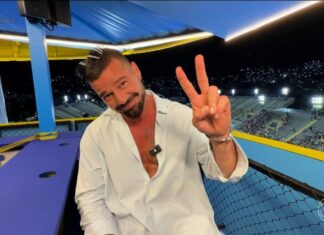 Ricky Martin, Rio Karnavalı’nda samba yaptı