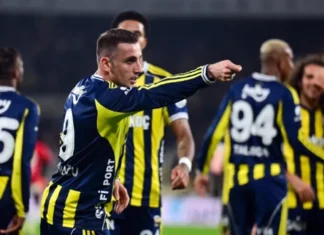 Kadıköy’de Kerem Aktürkoğlu şov
