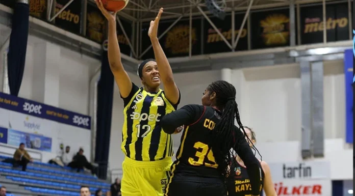 Fenerbahçe Opet yarı finalde