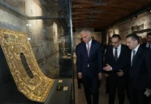 Çalınan İznik çinileri Türkiye’de