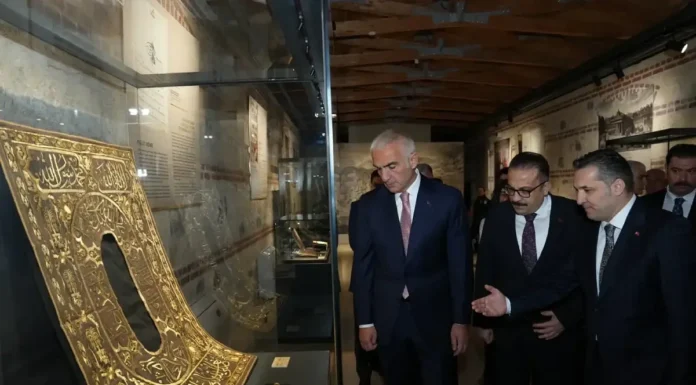 Çalınan İznik çinileri Türkiye’de