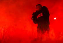 Kanye West rekorla geliyor