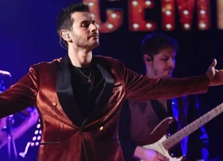 Nostaljik şarkılarda kendimi buldum