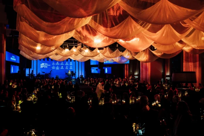 tohum-otizm-vakfi-23-yil-gala-gecesi-nde-2030-vizyonunu-paylasti-76884