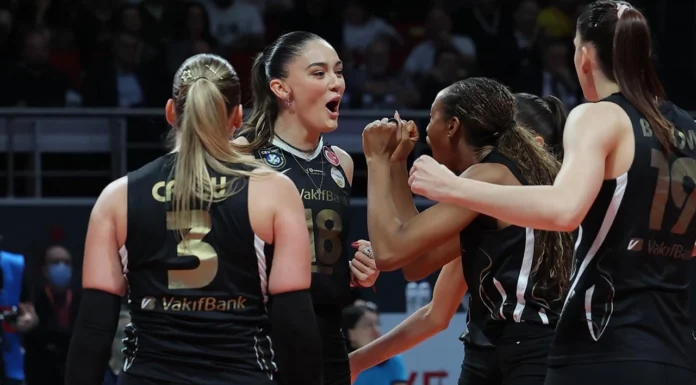 VakıfBank, Fenerbahçe’yi set vermeden mağlup etti