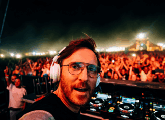 Baba çaldı kızı eğlendi