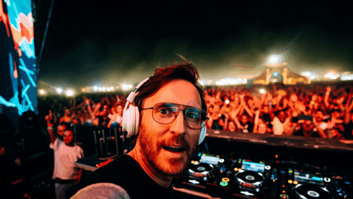 75857-david-guetta-delivers-2-hour-coachella-quasar-set-with-edm-hits.jpg-scaled
