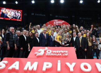 Sultanlar Ligi’nde sezonun en büyüğü Vakıfbank