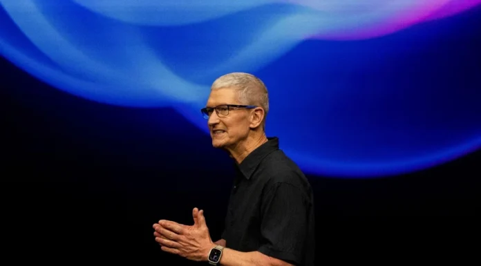 Apple’da bir dönem sona erdi: Tim Cook görevini bırakıyor