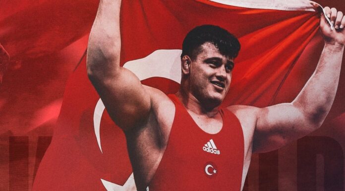 Rıza Kayaalp tarihe geçti