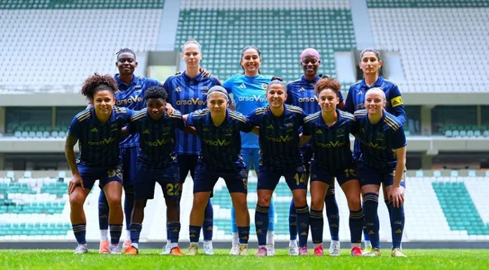 Fenerbahçe Kadın Futbol Takımı şampiyonluğa ulaştı