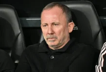 Beşiktaş kupadan elendi, taraftar istifaya davet etti