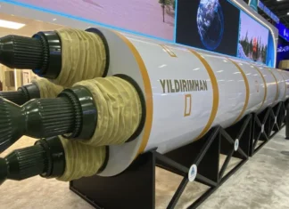 Türkiye’nin 6 bin kilometre menzilli balistik füzesi Yıldırımhan tanıtıldı