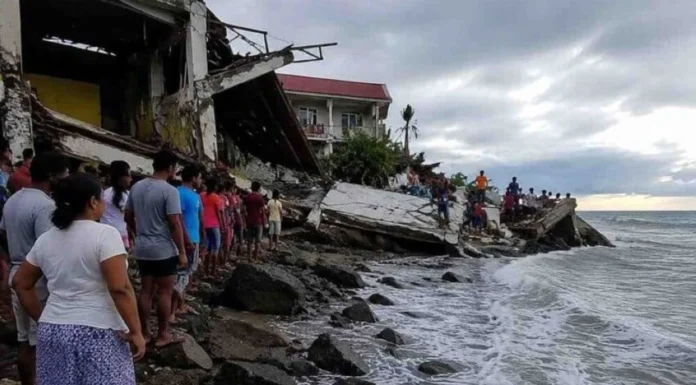 Filipinler’de 7.8 büyüklüğünde deprem
