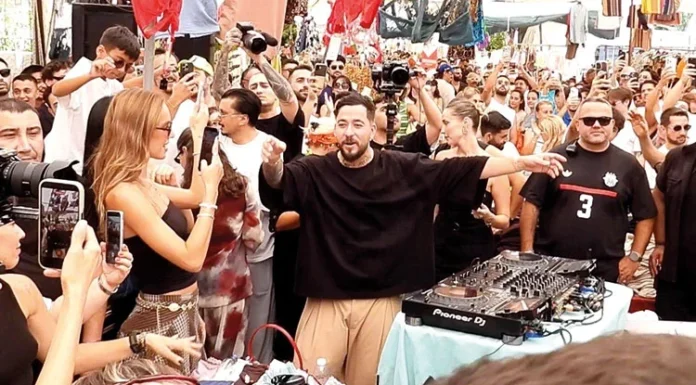 MAHMUT ORHAN SEMT PAZARINI FESTİVAL ALANINA ÇEVİRDİ