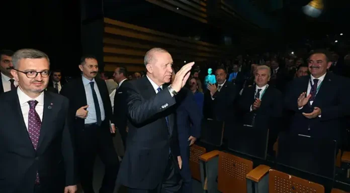 CUMHURBAŞKANI RECEP TAYYİP ERDOĞAN GÜNDEMİ DEĞERLENDİRDİ